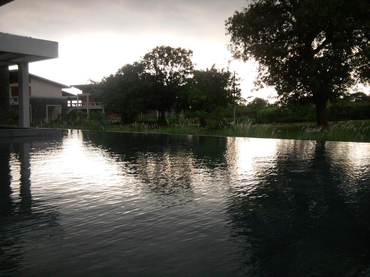 Fountainhead Otel Alībāg Dış mekan fotoğraf